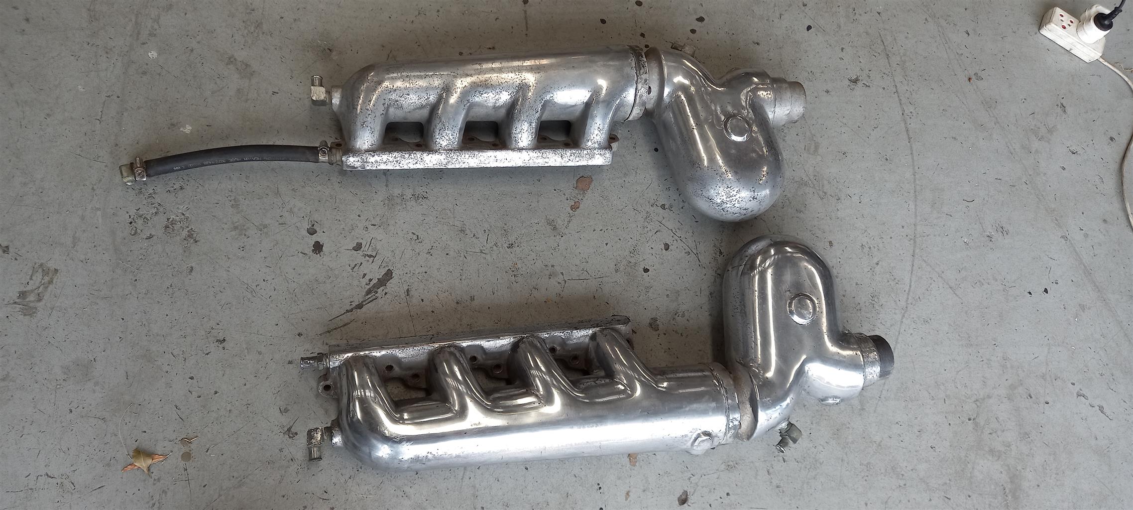 Chevrolet Marine Manifold (Pair) Chevrolet Marine Manifold (Pair)