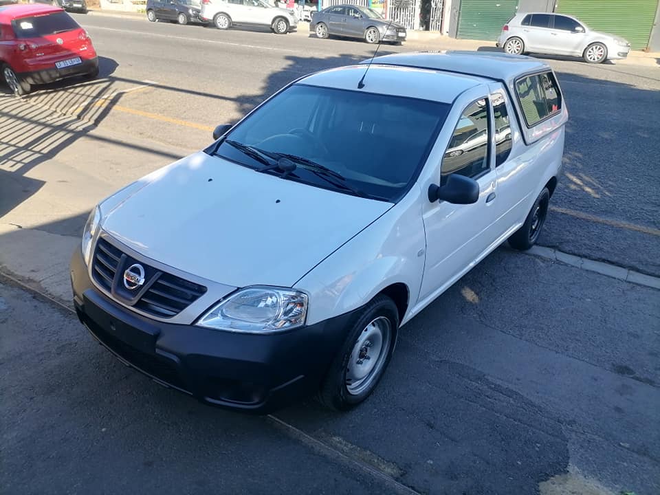 2023 Nissan Np200 1.6i Bakkie with a Canopy Spare key