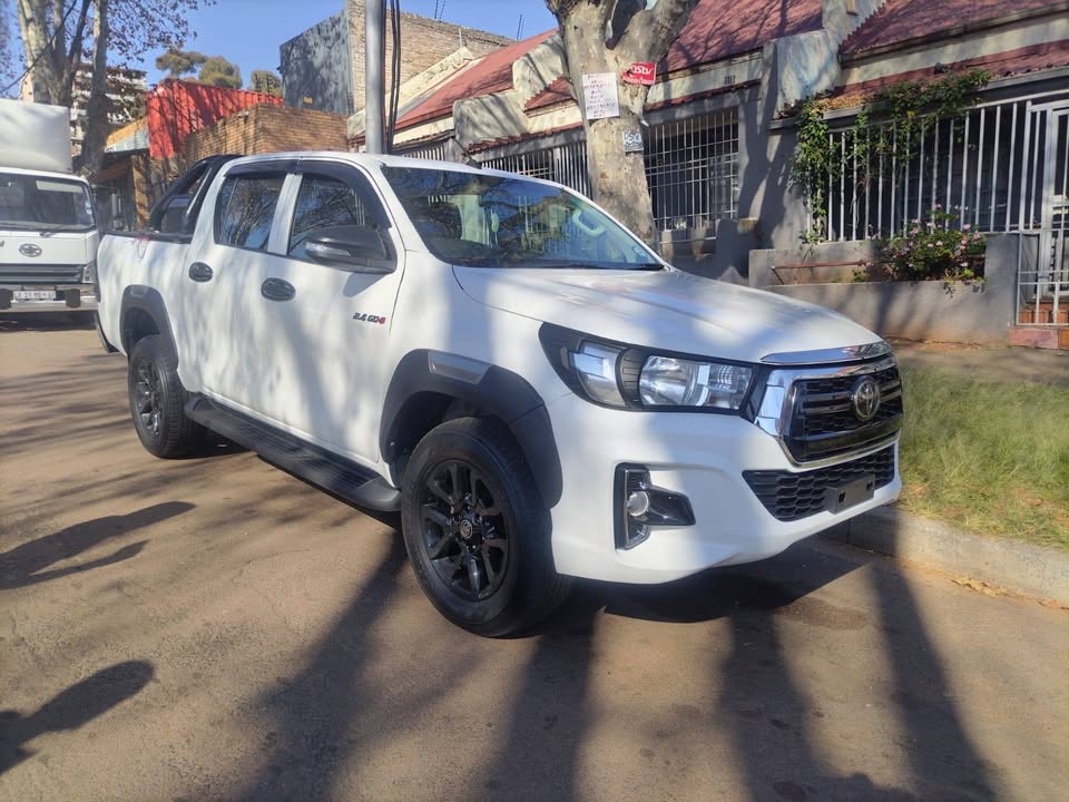 2017 Toyota hilux double cab 2.4 gd6