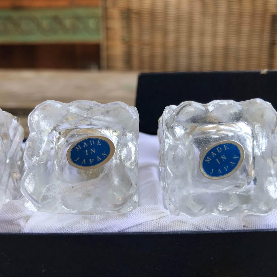A lovely vintage set of 4 Viking Glass Salt and pepper set -Still in original box.