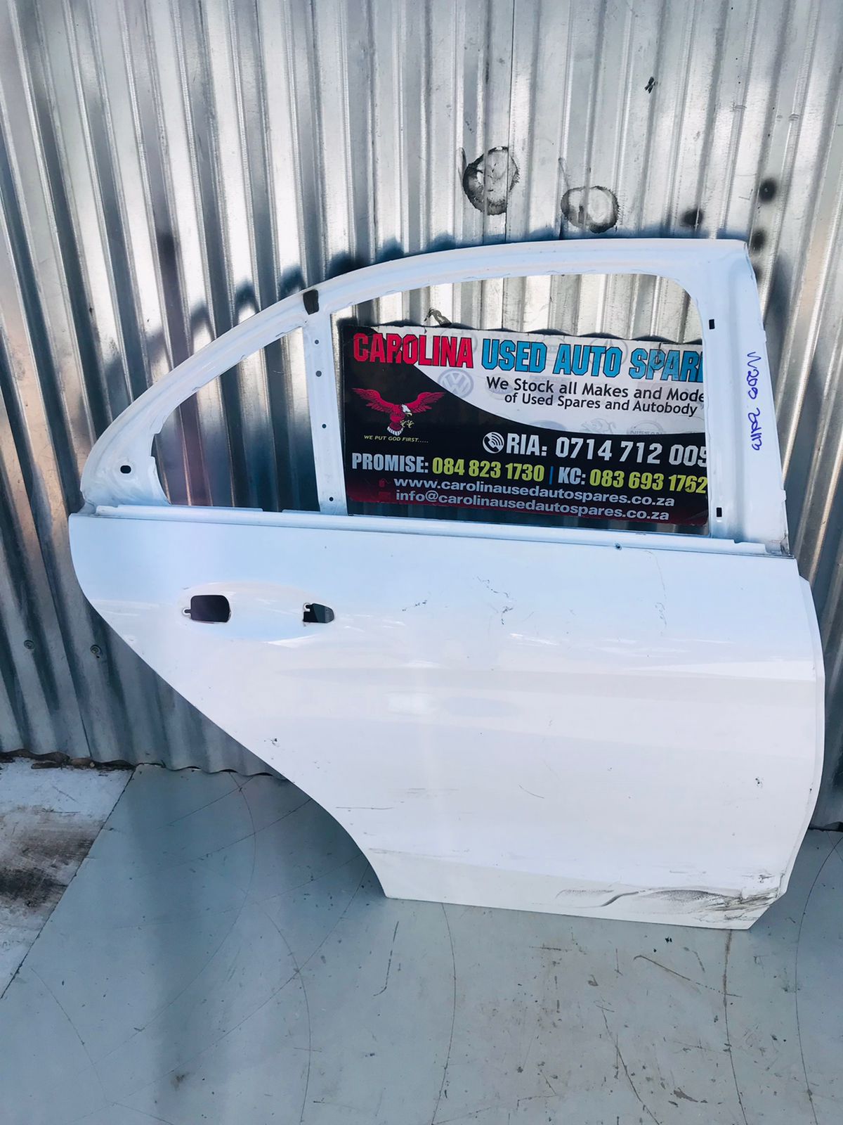Mercedes Benz W205 C-Class right rear/back door - Private Seller Mercedes Benz W205 C-Class right rear/back door - Private Seller
