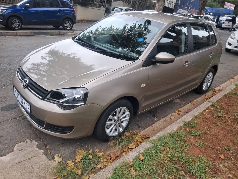 VW polo Vivo 1.4 hatchback 2016 for sale