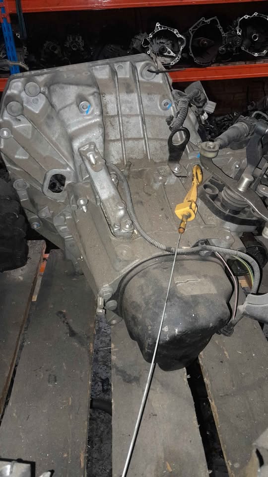 RENAULT H4BA H4BB manual 5 speed gearbox for sale - Private Seller RENAULT H4BA H4BB manual 5 speed gearbox for sale - Private Seller