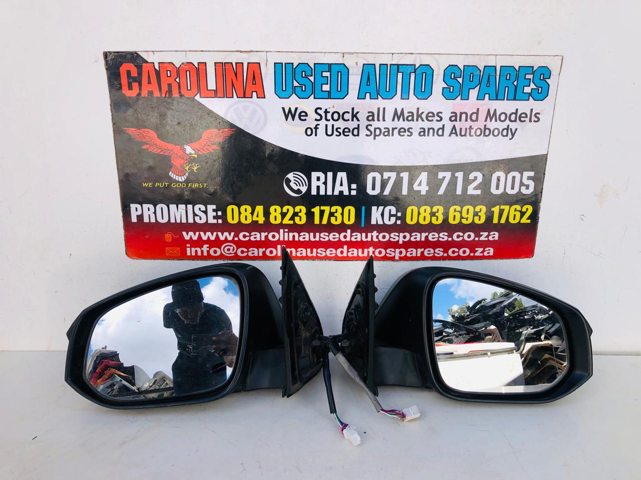Toyota Hilux Gd6 and Fortuner left and right side electronic mirror (9 wire) - Private Seller Toyota Hilux Gd6 and Fortuner left and right side electronic mirror (9 wire) - Private Seller