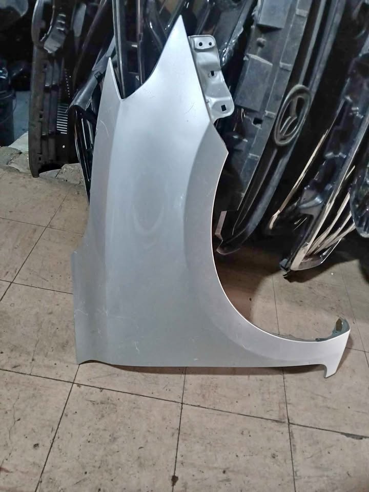 Suzuki swift fender - Private Seller Suzuki swift fender - Private Seller