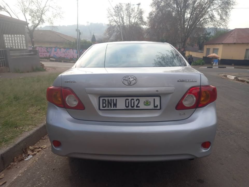 2008 Toyota Corolla Professional 1.4 Petrol, Manual, Silver, 93000kms,