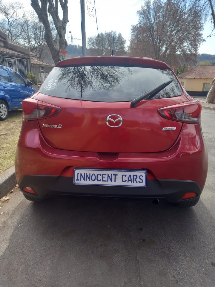 2021 MAZDA 2 SKYACTIVE 1.5 ENGINE PETROL AUTOMATIC, MAROON COLOR, MILEAGE 78000KMS
