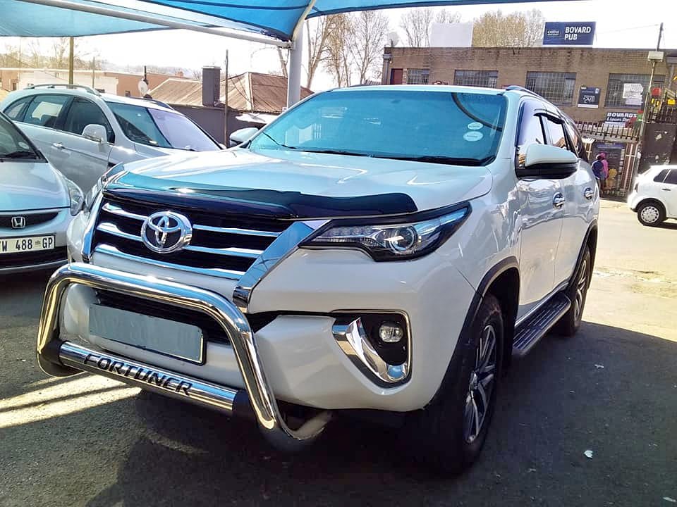 2019 TOYOTA FORTUNE GD6 2.8 WHITE COLOR AUTOMATIC DIESEL PRICE