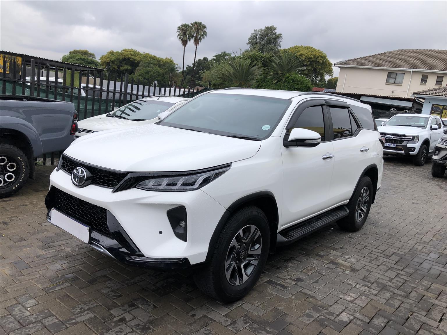 Used 2022 Toyota Fortuner 2.8GD-6 4x4 - Private Seller Used 2022 Toyota Fortuner 2.8GD-6 4x4 - Private Seller