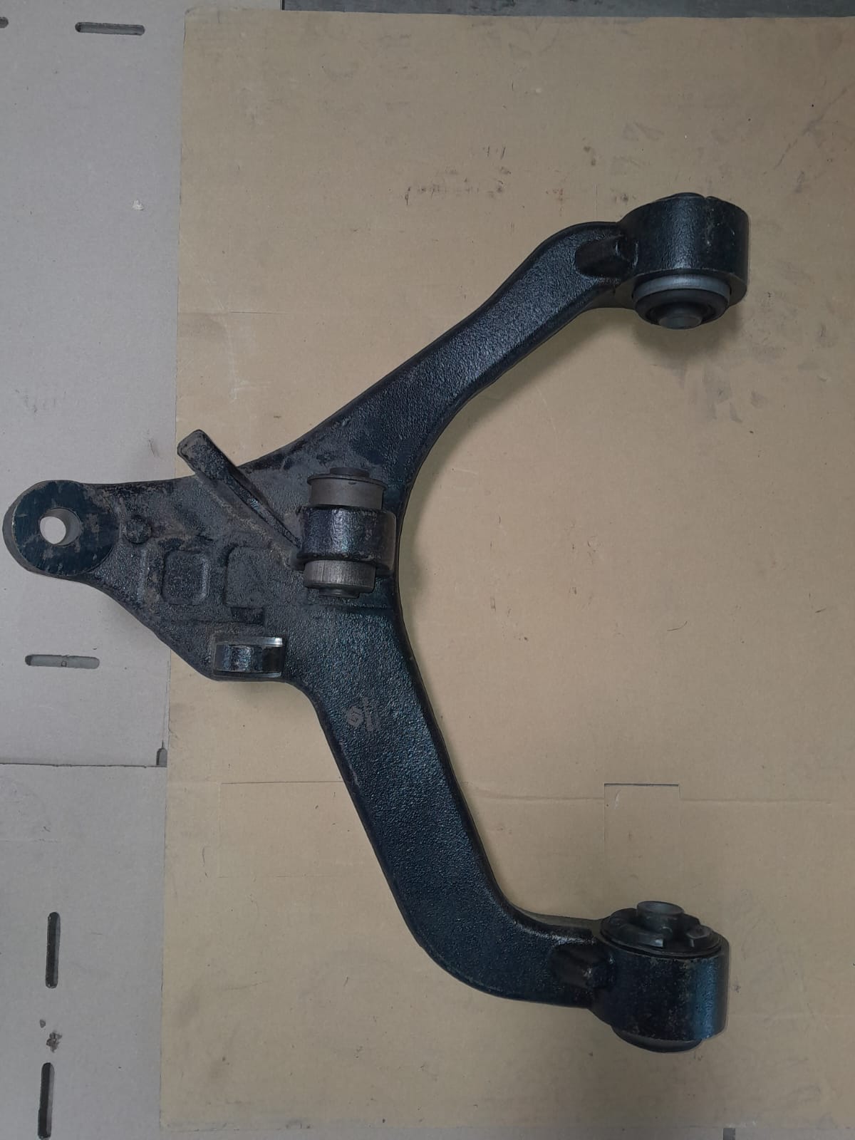 JEEP LIBERTY KJ 3.7 R/F LOWER CONTROL ARM FOR SALE - Private Seller JEEP LIBERTY KJ 3.7 R/F LOWER CONTROL ARM FOR SALE - Private Seller