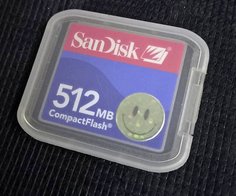 512Mb CF Cards – 6x available