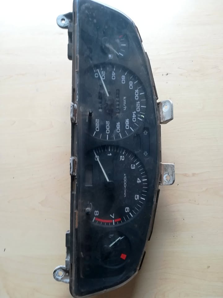 FORD RANDGER 2.2 TDCI CLUSTER - Private Seller FORD RANDGER 2.2 TDCI CLUSTER - Private Seller