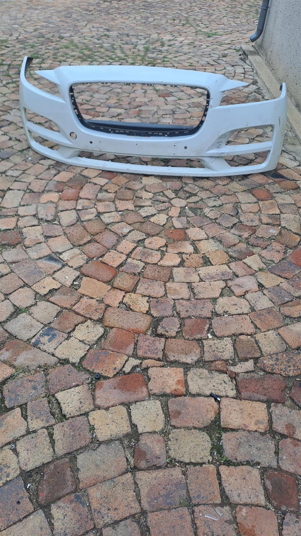 Jaquar F pace bumper - Private Seller