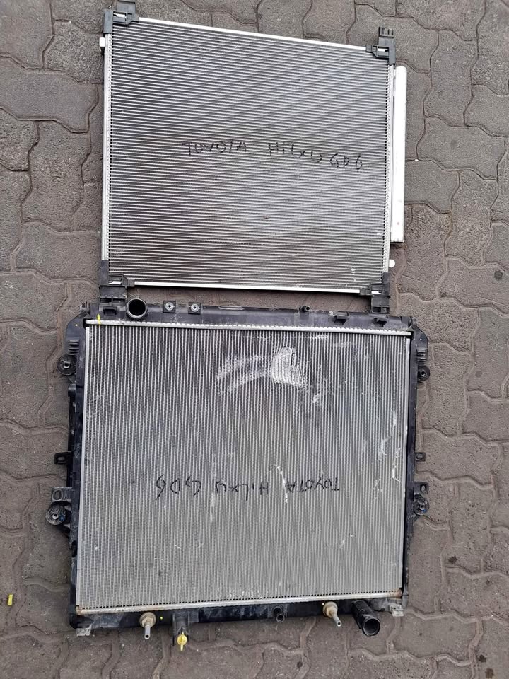 Toyota Hilux gd6 radiator condenser
