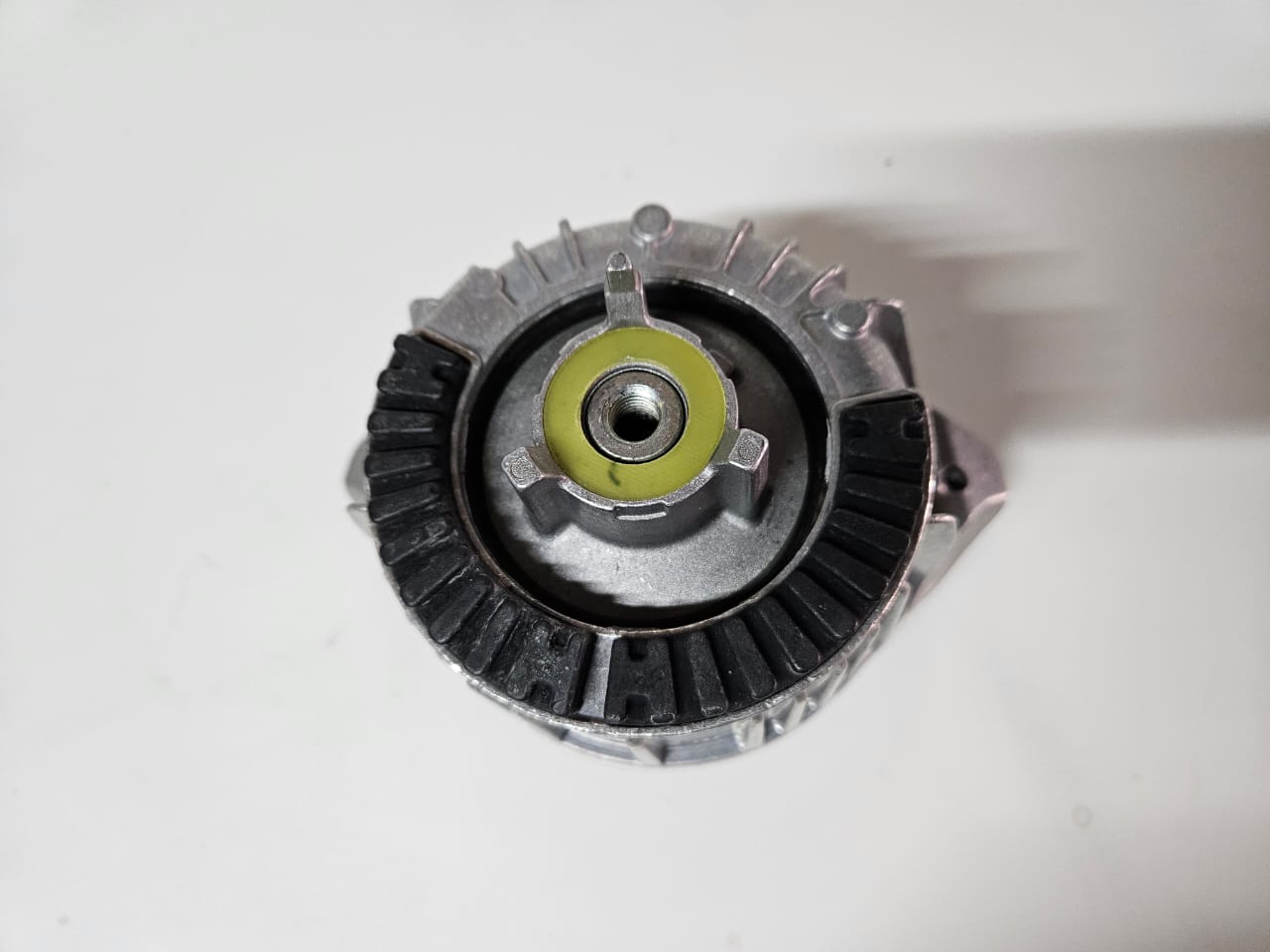 New Diesel Engine Mounting for W204 for sale - Private Seller