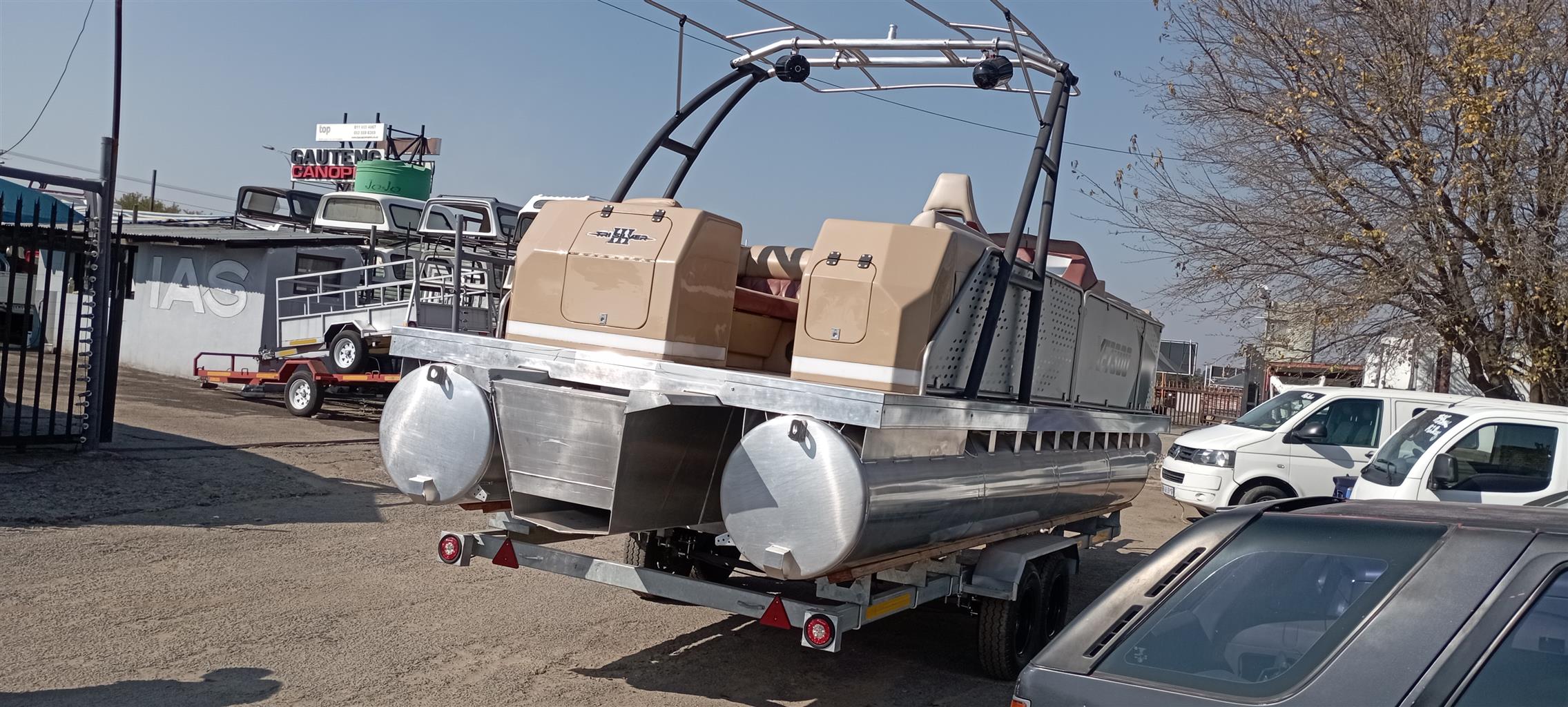 Prototype pontoon Junk Mail