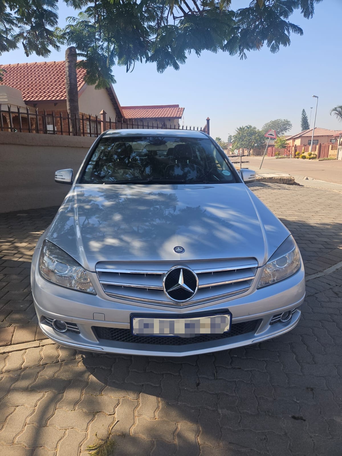 2011 Mercedes Benz C200 CGI W204