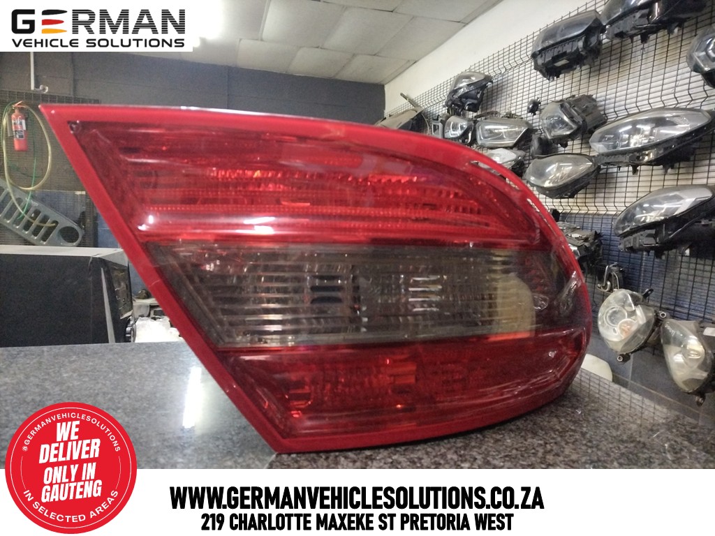 Mercedes Benz c200 non-led w204 tail lamps for sale - Private Seller Mercedes Benz c200 non-led w204 tail lamps for sale - Private Seller