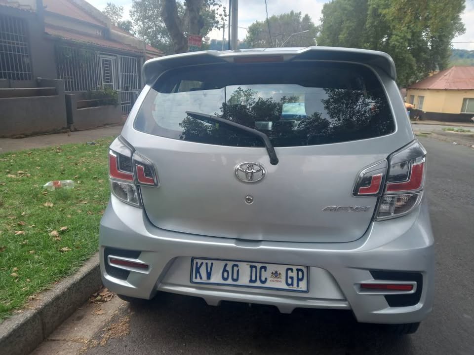 2022 TOYOTA AGYA 1.0 PETROL, MANUAL, Silver, 28000kms,