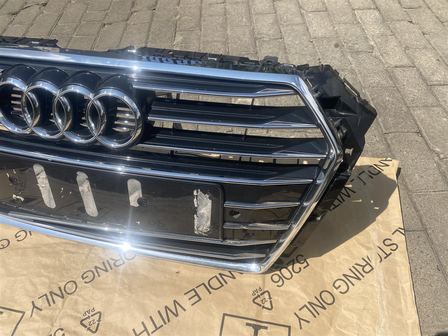 2019 AUDI A4 B9 RADIATOR GRILLE FOR SALE - Private Seller 2019 AUDI A4 B9 RADIATOR GRILLE FOR SALE - Private Seller