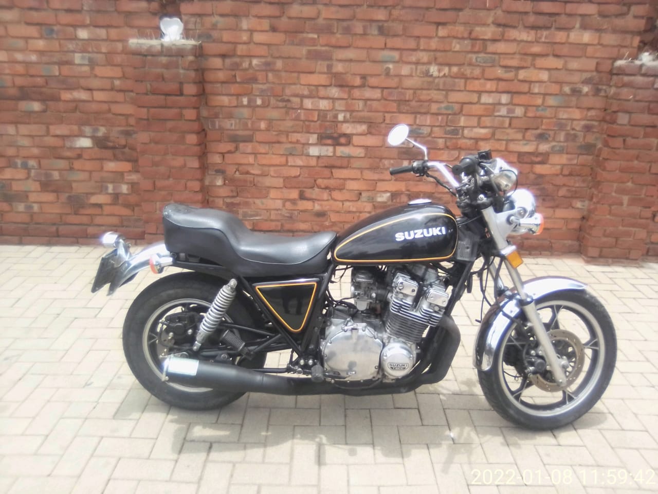 suzuki gs 1100 l