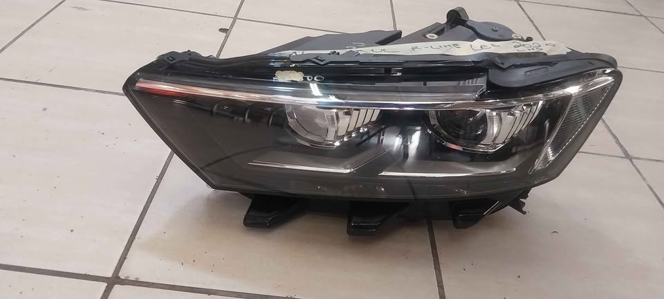 VOLKSWAGEN T-ROC HEADLIGHT 2020 R-LINE LHS AVAILABLE