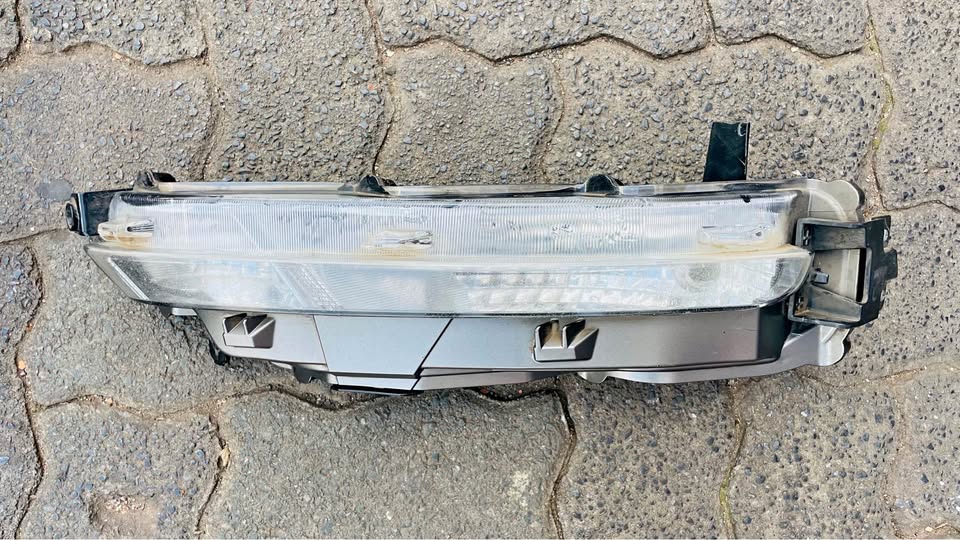 Toyota Fortuner GD6 fog light - Private Seller Toyota Fortuner GD6 fog light - Private Seller