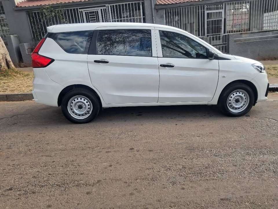 Suzuki Ertiga 1.5 2025