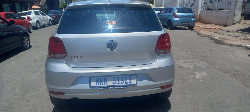 2023 VW POLO VIVO 1.4 COMFORTLINE PETROL, MANUAL, MILEAGE 10000KM, SILVER