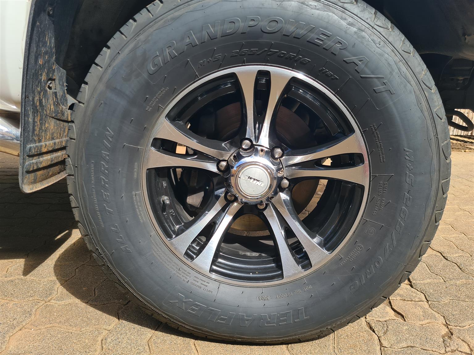 MAGS WITH TYRES. - Private Seller MAGS WITH TYRES. - Private Seller