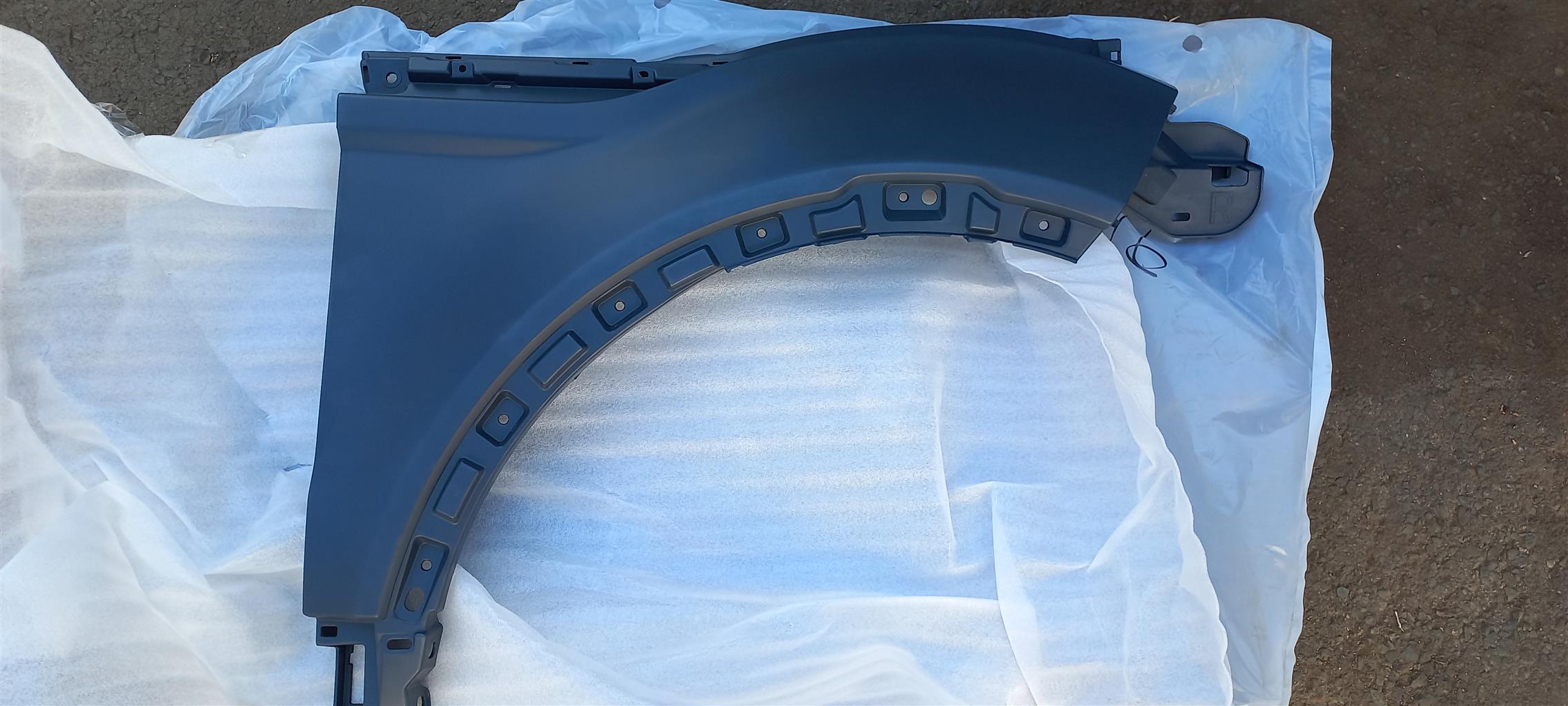 Range Rover Evoque Front fenders - Private Seller