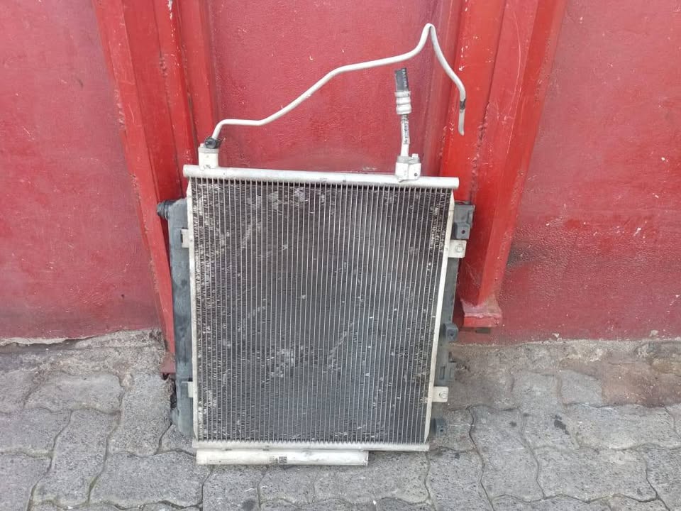 Renault Kiger Radiator set - Private Seller Renault Kiger Radiator set - Private Seller