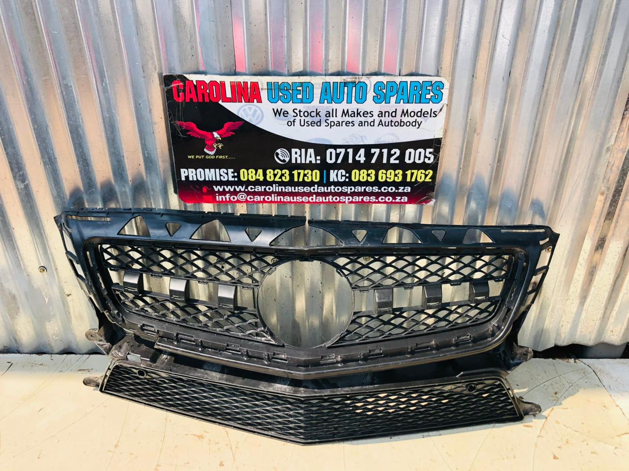 Mercedes Benz C218 X218 bumper radiator grill - Private Seller Mercedes Benz C218 X218 bumper radiator grill - Private Seller