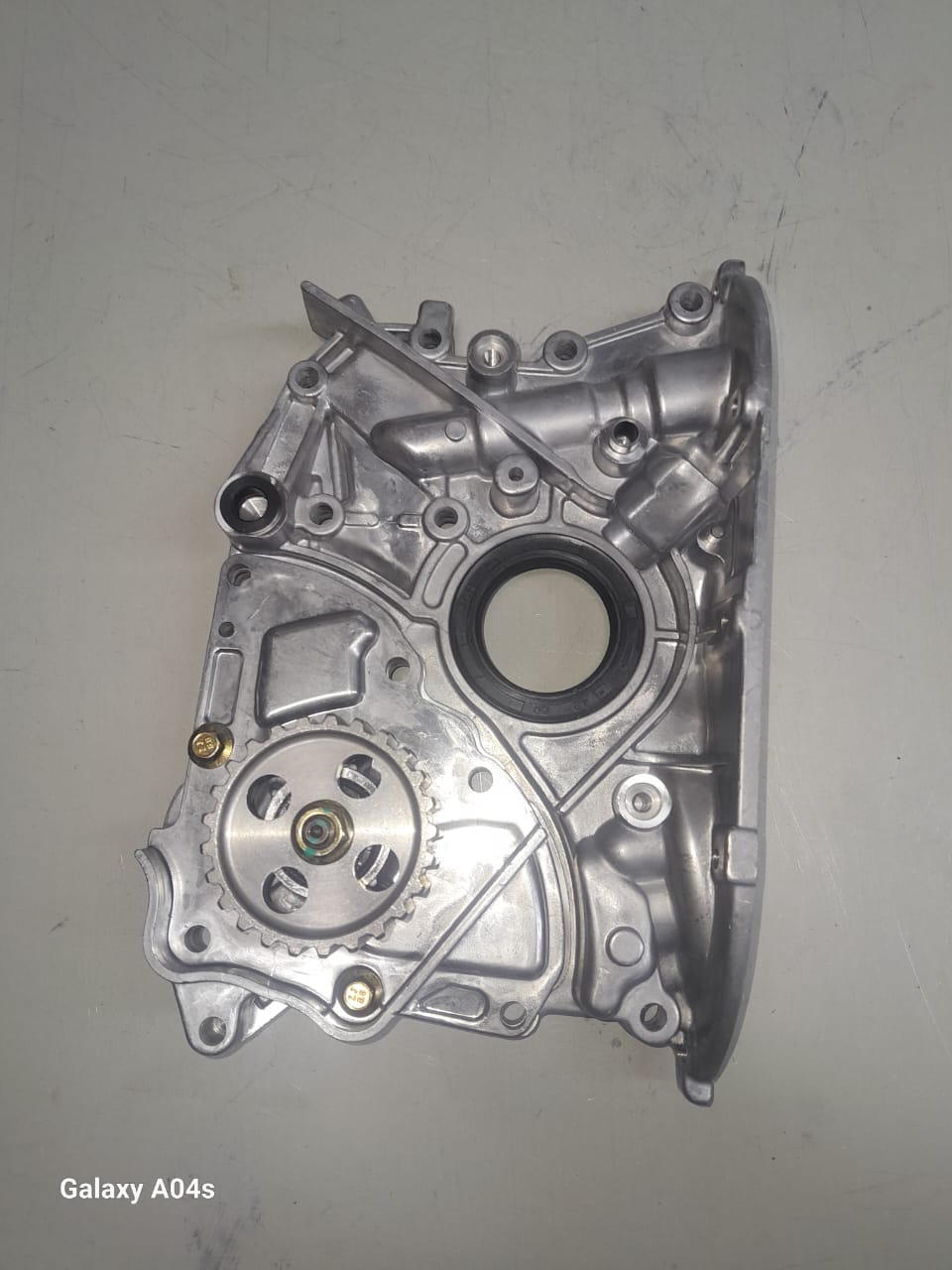TOYOTA CAMRY 2.2 OIL PUMP (5SFE ENGINE) FOR SALE - Private Seller