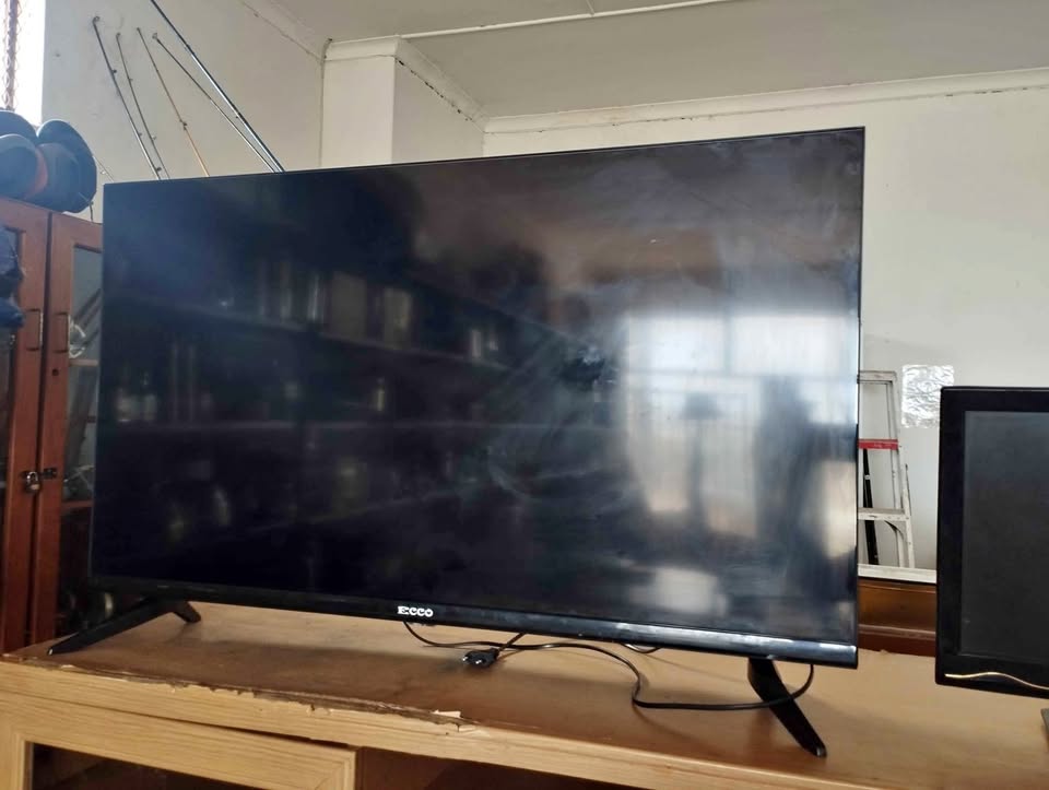 Ecco Led Tv 43 inch Ecco Led Tv 43 inch