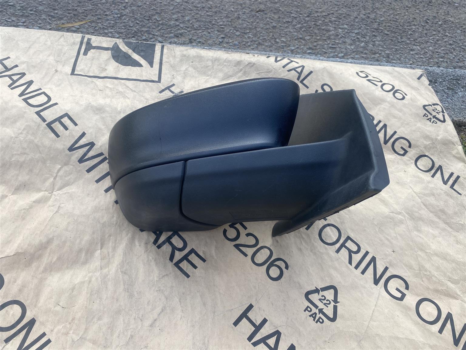 2019 FORD FIGO MANUAL DOOR MIRROR RIGHT SIDE FOR SALE - Private Seller