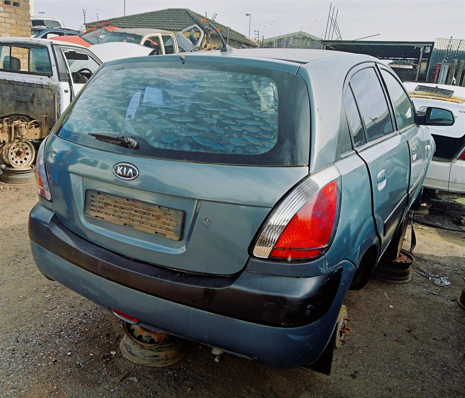 2009 Kia Rio – Stripping for Spares