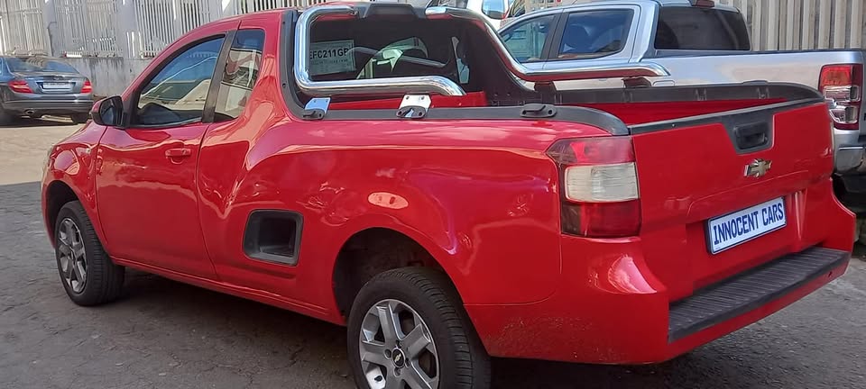 2016 CHEVROLET UTILITY BAKKIE 1.4 MANUAL, RED COLOUR, PETROL, MILEAGE 79000KM,
