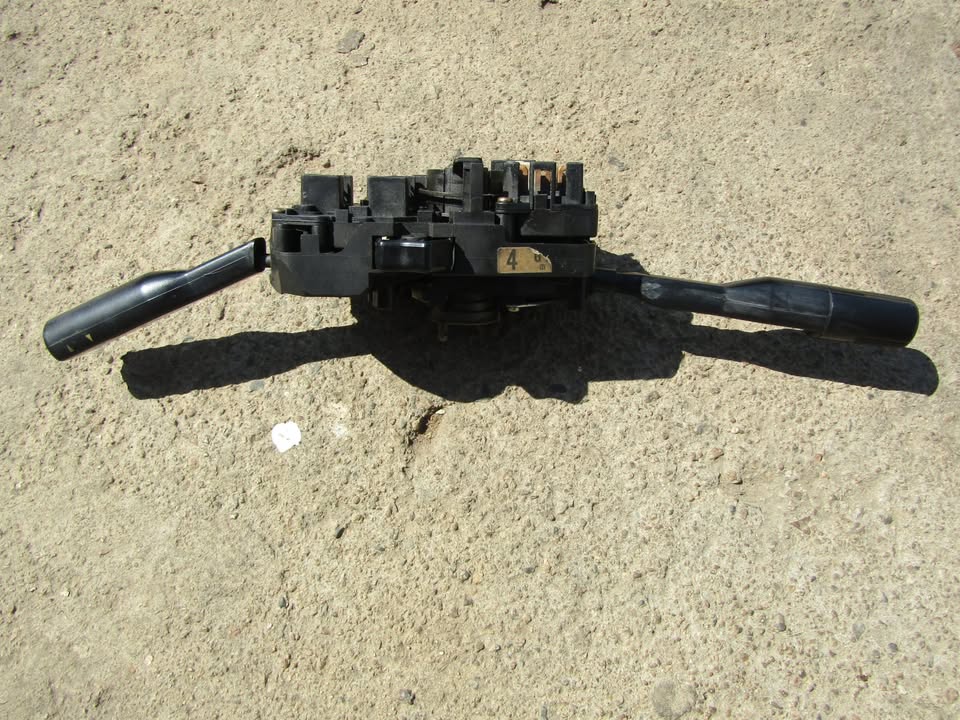 Ford Bantam (1985) Indicator & Light Switch For Sale - Private Seller Ford Bantam (1985) Indicator & Light Switch For Sale - Private Seller