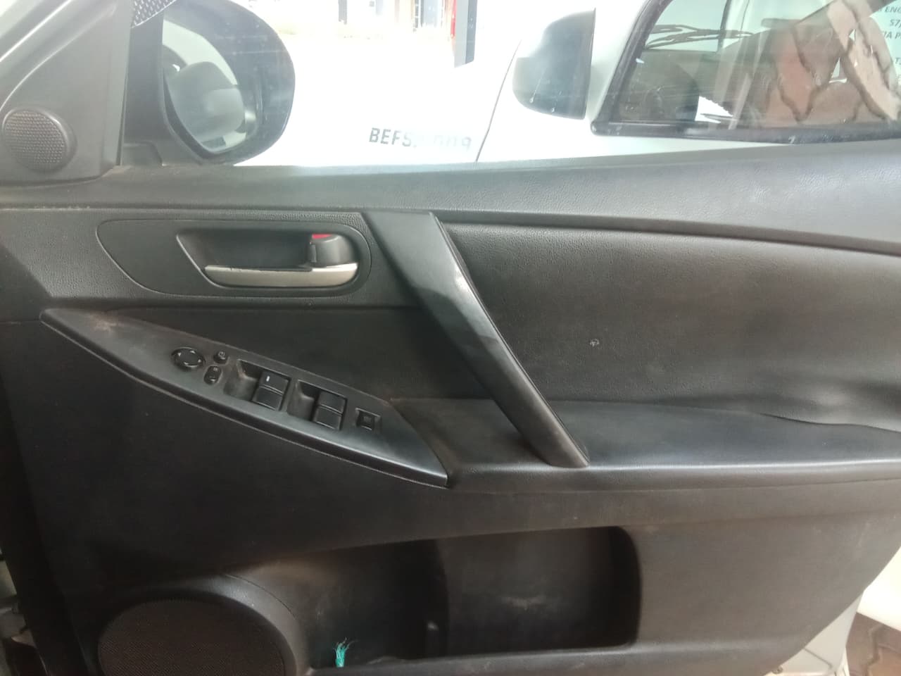 Used 2012 Mazda Mazda3 sedan 1.6 Original - Private Seller