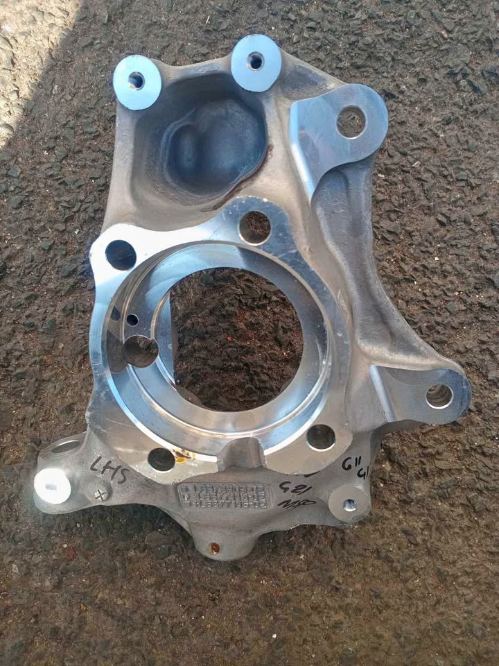 Bmw 3series G20 G21 G11 G12 motorsport left side spindle knuckle - Private Seller Bmw 3series G20 G21 G11 G12 motorsport left side spindle knuckle - Private Seller