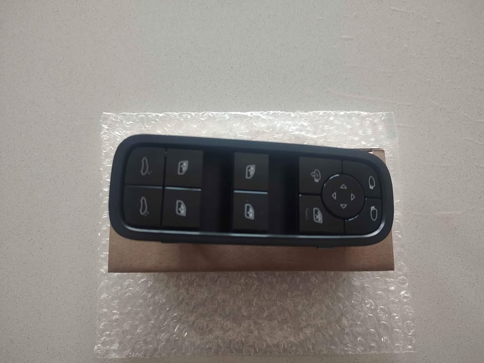 Preloaded Image 3