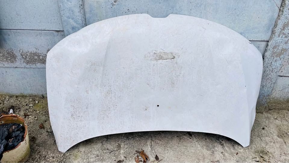 Renault Kwid bonnet - Private Seller Renault Kwid bonnet - Private Seller