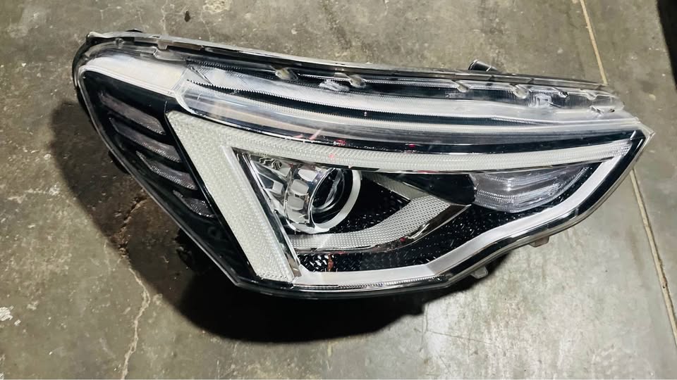 GWM HAVAL JOLION HEADLIGHTS 2022 - Private Seller