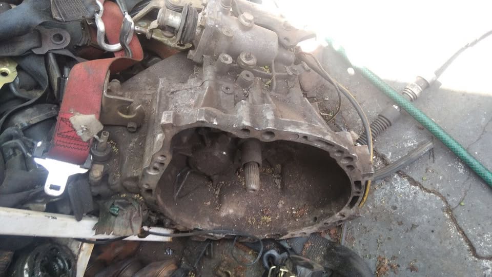 TOYOTA COROLLA 4SPEED GEARBOX - Private Seller