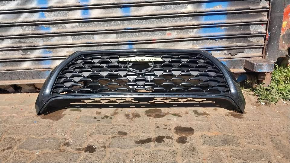 Toyota Corolla Cross grill - Private Seller Toyota Corolla Cross grill - Private Seller