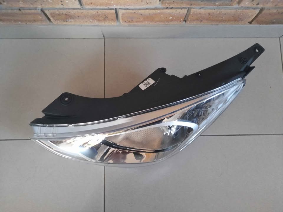 HYUNDAI ATOS 2020 ONWARDS BRAND NEW HEADLIGHTS FORSALE PRICE R1895 EACH