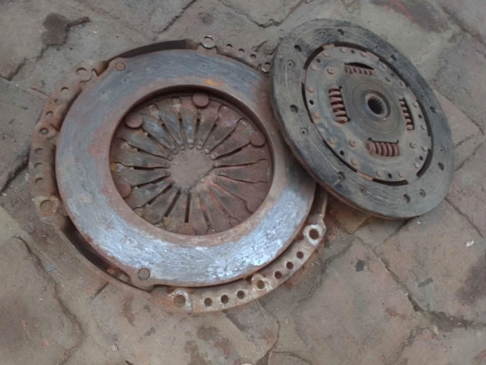 2009 ford fiesta clutch kit for 1.6 engine - Private Seller