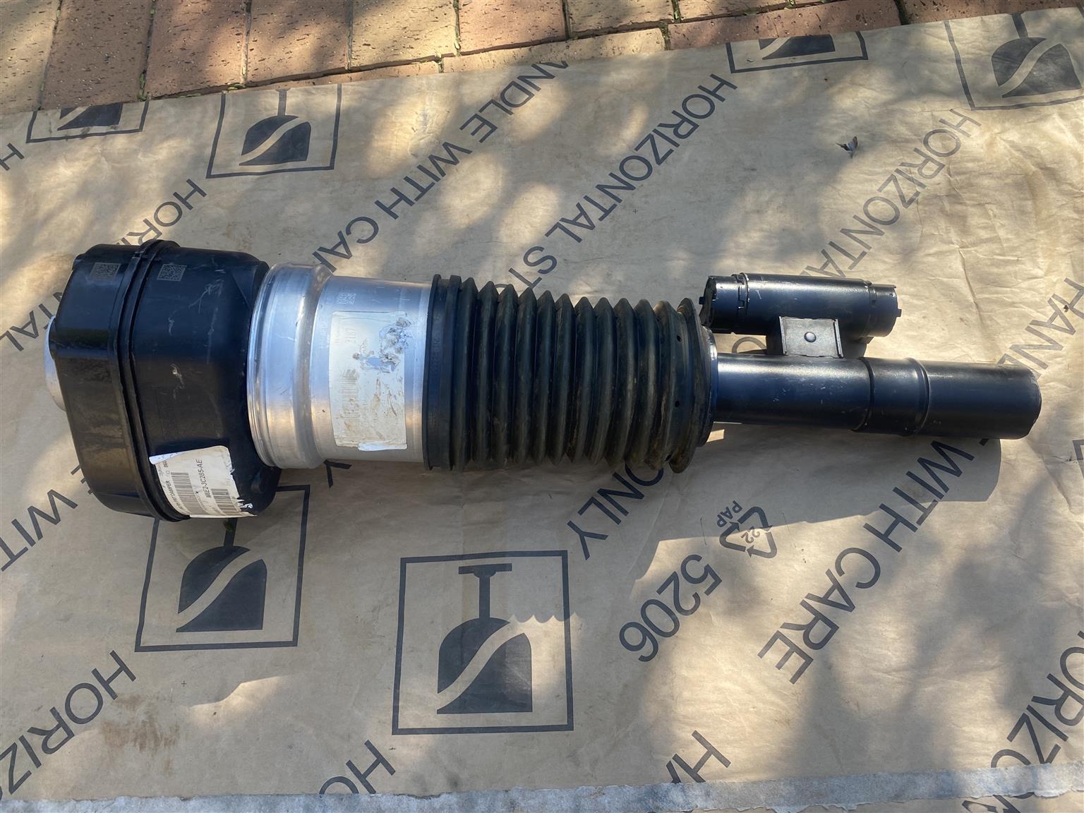 2024 RANGE ROVER P530 AIR SHOCK ABSORBER RIGHT FRONT FOR SALE