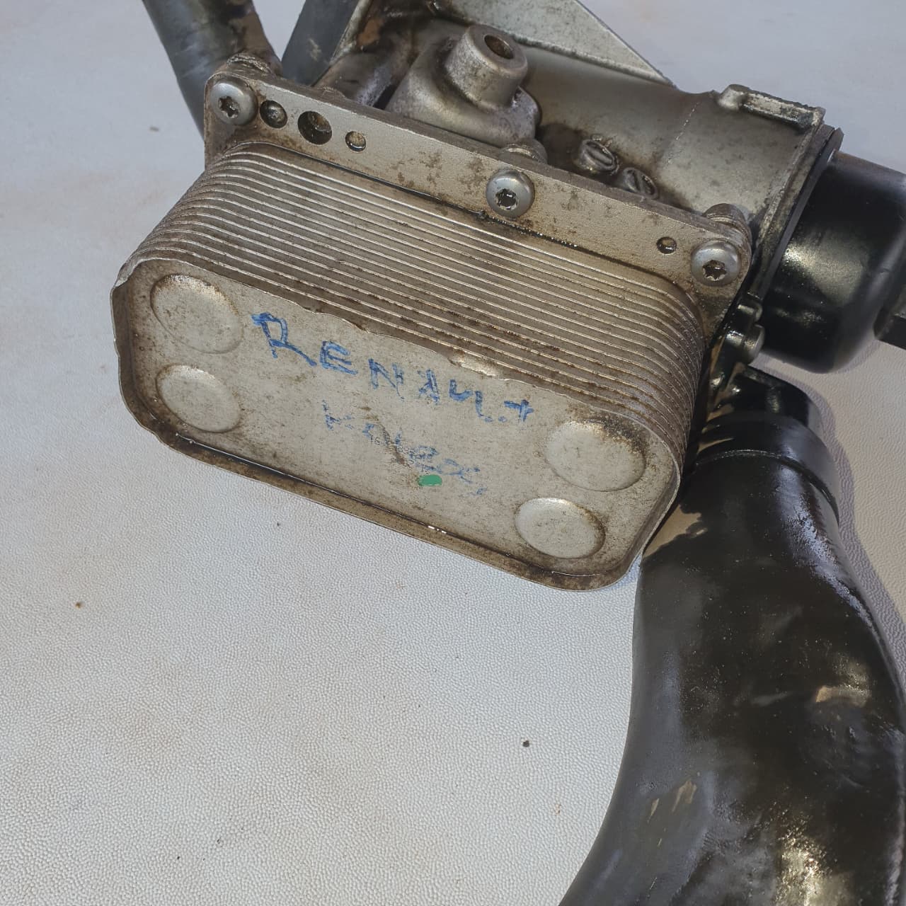 RENAULT KOLEOS 2.0L DIESEL AUTOMOTIVE OIL FILTER HOUSING & COOLER ASSEMBLY (2008 - Private Seller RENAULT KOLEOS 2.0L DIESEL AUTOMOTIVE OIL FILTER HOUSING & COOLER ASSEMBLY (2008 - Private Seller